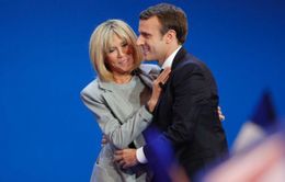 Chuyện tình cổ tích của ứng viên Tổng thống Emmanuel Macron