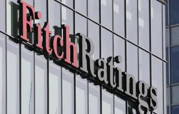 Fitch nâng triển vọng xếp hạng tín dụng Việt Nam lên tích cực