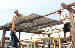 Hỗ trợ, xây dựng nhà cho người dân vùng bão trước Tết Nguyên đán 2018