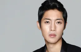 Kim Hyun Joong bị phạt nặng vì ngủ gật khi lái xe