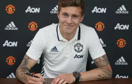 Bị chê dở, tân binh Man Utd cáu tiết thách thức dư luận
