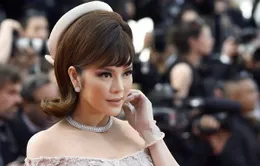 Đi giày cao lênh khênh, Lý Nhã Kỳ tỏa sắc trong bộ váy cuối cùng tại Cannes 2017