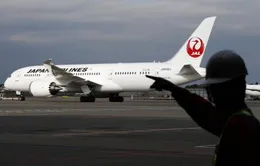 Máy bay của hãng Japan Airlines hạ cánh khẩn cấp