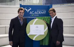 Federer muốn con theo học tại học viện của Nadal