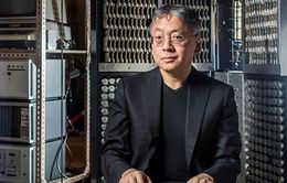 Nhà văn Anh gốc Nhật Kazuo Ishiguro giành Nobel Văn học 2017