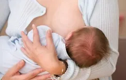 Nuôi con bằng sữa mẹ đặc biệt quan trọng trong những năm đầu đời của trẻ