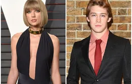 Taylor Swift bí mật hẹn hò với tài tử người Anh?