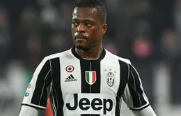 CHÍNH THỨC: Patrice Evra chia tay Juventus, trở lại Ligue I