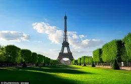 Người Anh du lịch tháp Eiffel nhiều hơn tới London Eyes