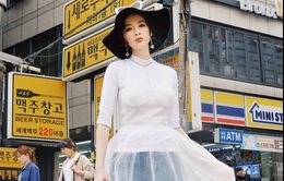 Angela Phương Trinh sành điệu trên đường phố Hàn Quốc