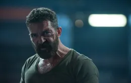 “Huyền thoại Zorro” Antonio Banderas tái xuất màn ảnh rộng trong Người gác đêm