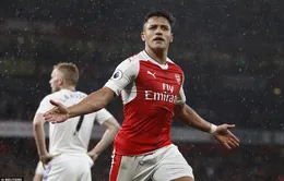 Đá bù vòng 34 giải Ngoại Hạng Anh: Sanchez tỏa sáng, Arsenal nuôi hi vọng Champions League