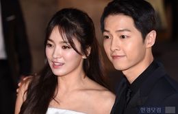 Song Hye Kyo bị cư dân mạng gọi là "cỗ máy sát trai" vì tin đồn yêu Song Joong Ki