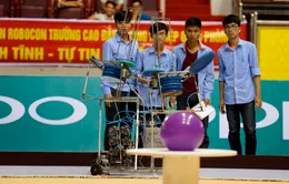 Nhiều robot gặp sự cố trong buổi thử sân tại VCK Robocon Việt Nam 2017