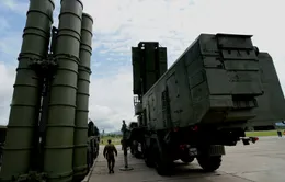 Thổ Nhĩ Kỳ mua hệ thống phòng thủ tên lửa S-400 của Nga