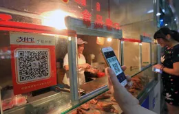 Quét mã QR - Trào lưu thanh toán không dùng tiền mặt ở Trung Quốc