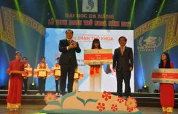 Đại học Đà Nẵng vinh danh thủ khoa năm 2017