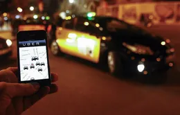 Hà Nội cấm dịch vụ đi chung của Uber và Grab