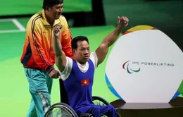 Hoàng Xuân Vinh và Lê Văn Công - 2 đại diện cho các VĐV Việt Nam trong Ủy ban Olympic Việt Nam khóa V