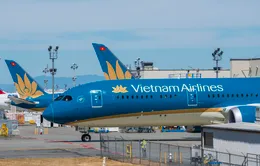 Vietnam Airlines áp dụng mức thu phí phục vụ hành khách theo quy định mới