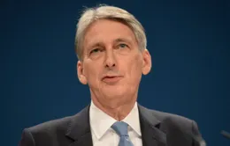 Anh kêu gọi Brexit "mềm" để bảo vệ nền kinh tế