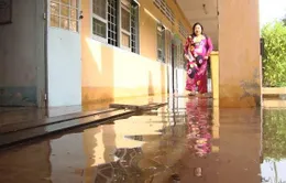 Triều cường dâng cao gây ngập nhiều nơi ở Sa Đéc
