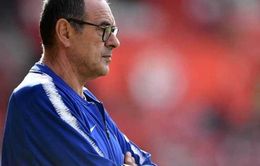 Phản ứng ngược đời của HLV Sarri sau trận thua Tottenham