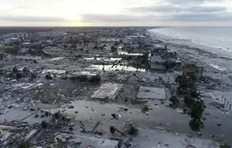 Siêu bão lớn thứ ba lịch sử tàn phá bờ biển Đông Nam nước Mỹ