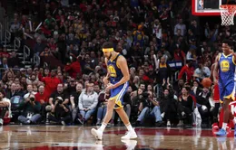 VIDEO: Klay Thompson phá kỷ lục của đồng đội