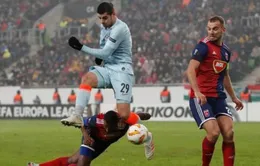 Alvaro Morata gặp chấn thương đầu gối