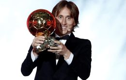 Modric được trao danh hiệu "Cầu thủ xuất sắc nhất năm 2018 của World Soccer"