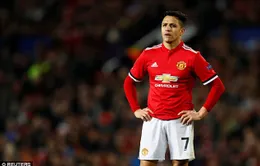 Man Utd thua sốc, các chuyên gia đổ xô chê bai Sanchez