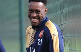 Danny Welbeck sáng nhất hôm nay nhờ... ăn vạ