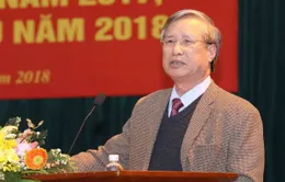 Ông Trần Quốc Vượng thay ông Đinh Thế Huynh giữ chức Thường trực Ban Bí thư