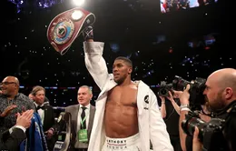 Anthony Joshua đả bại Joseph Parker trong trận "siêu kinh điển" boxing