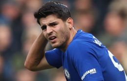 Huyền thoại Chelsea kêu gọi HLV Sarri "trảm" Morata