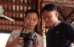 Người lưu giữ ký ức đình làng Việt
