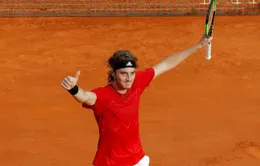 Barcelona Open 2018: Dominic Thiem gác vợt trước Tsitsipas tại tứ kết