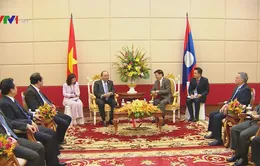 Thủ tướng Nguyễn Xuân Phúc hội kiến Thủ tướng Lào