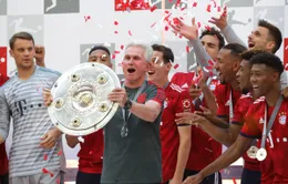 Vòng 34 Bundesliga 2017/18: Bayern thua sốc ngày nhận đĩa bạc, Hamburg lần đầu tiên xuống hạng