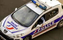 Xả súng ở Pháp khiến 2 người thiệt mạng