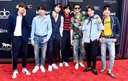 BTS trở thành nhóm K-pop đầu tiên dẫn đầu bảng xếp hạng Billboard 200