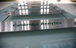 Cambridge Analytica tuyên bố đóng cửa sau bê bối Facebook