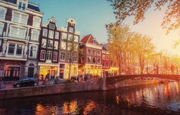 Amsterdam - thành phố du lịch “thoáng” nhất thế giới - từ giờ bớt “thoáng”
