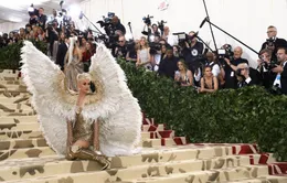 Những bộ cánh nổi bật nhất Met Gala 2018