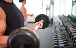 Cảnh báo nguy hiểm nếu tập gym quá nặng