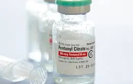 Cuộc chiến chống lạm dụng thuốc giảm đau fentanyl tại California, Mỹ