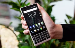 BlackBerry Key2 trình làng: Camera kép, bàn phím qwerty, giá gần 15 triệu đồng