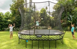 Trampolines – bộ môn bật nhảy lò xo giảm cân hiệu quả