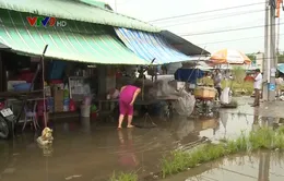 Ngập nặng sau mưa, tiểu thương chợ Phụng Hiệp (Hậu Giang) gặp khó